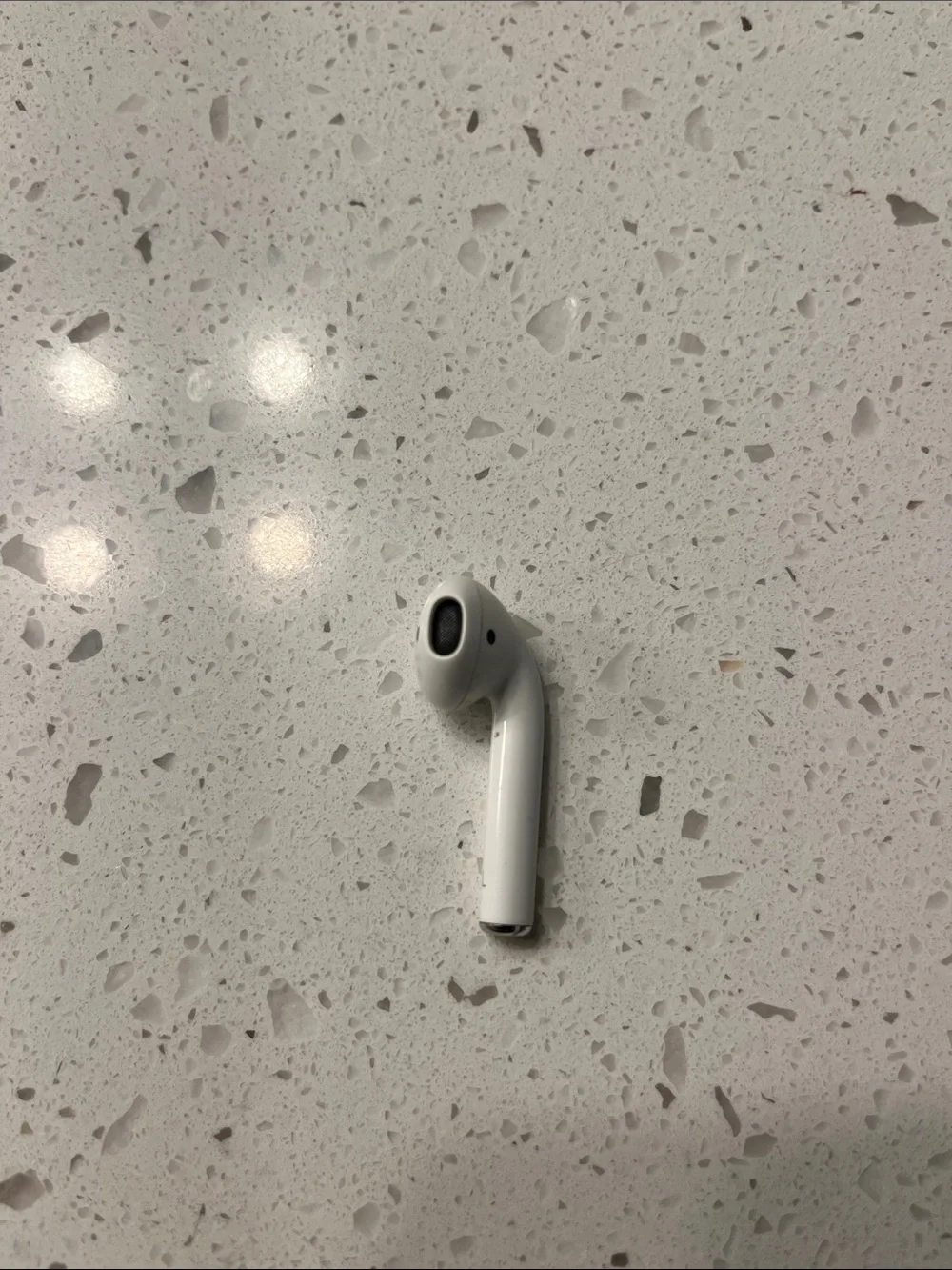 Genuine Apple Airpods Left (L) A2031 Gen 2 Replacement ONLY